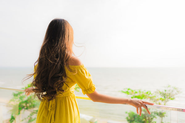 ¿CÓMO CUIDAR EL CABELLO DESPUÉS DEL VERANO?