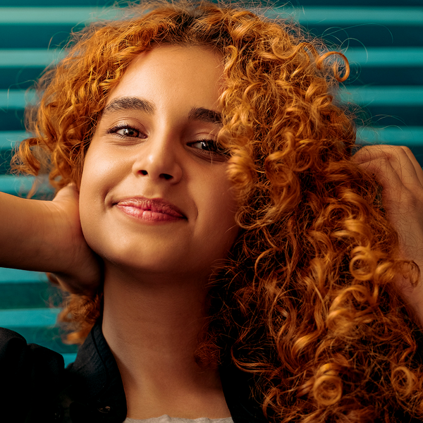¿Cómo tratar el cabello y la piel grasa? ¿Tienen relación entre sí?