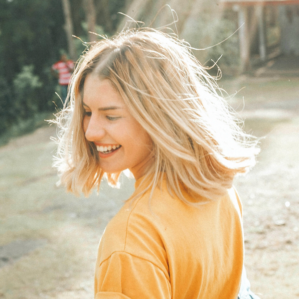 Sabes como afecta el sol a tu pelo La Fresca Cosmetica